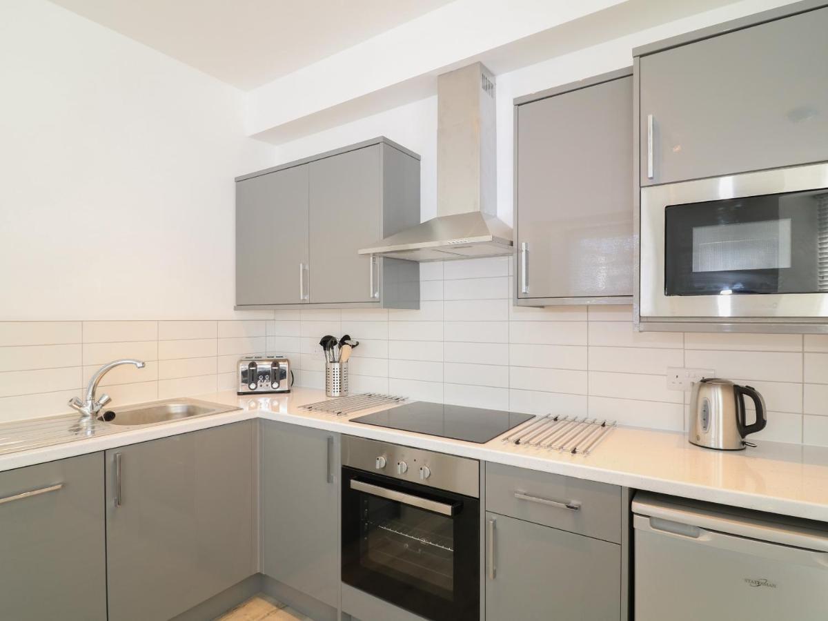 Samphire Apartment ทินมัท ภายนอก รูปภาพ